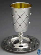 Net-Reshet Silverplated Kiddush Cup with Red Dots - Tray Included